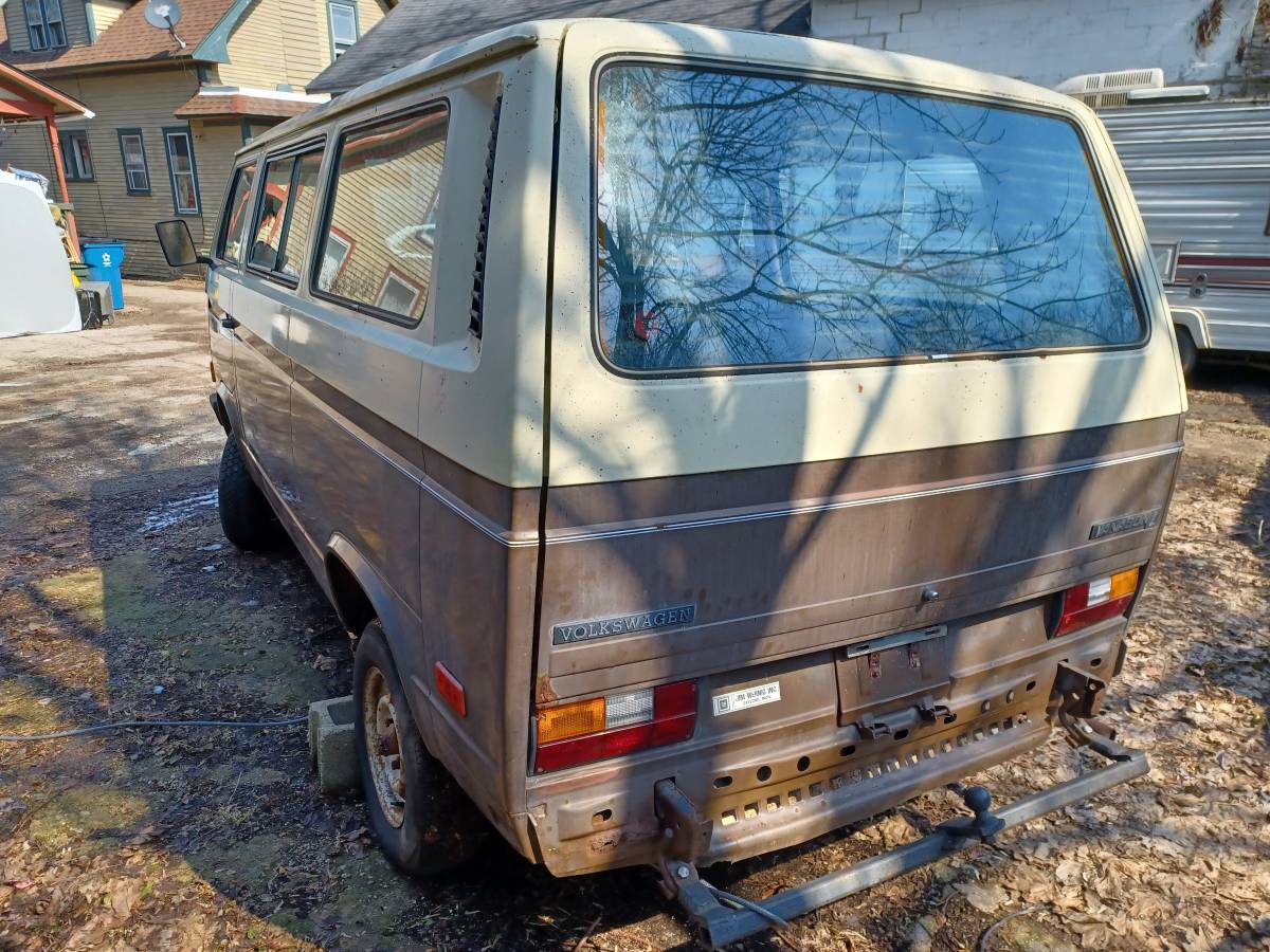 Volkswagen-vanagon-1981-brown-6