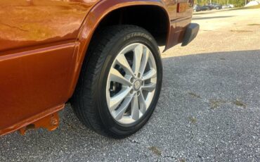 Volkswagen-vanagon-1982-custom-1