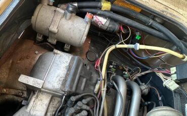 Volkswagen-vanagon-1982-custom-15