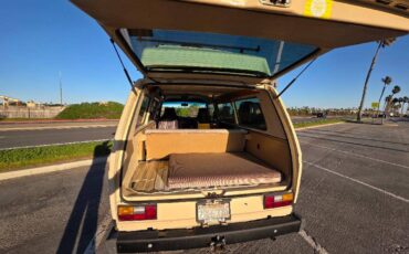 Volkswagen-vanagon-1985-1