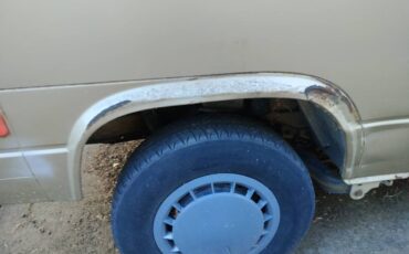 Volkswagen-vanagon-1985-2