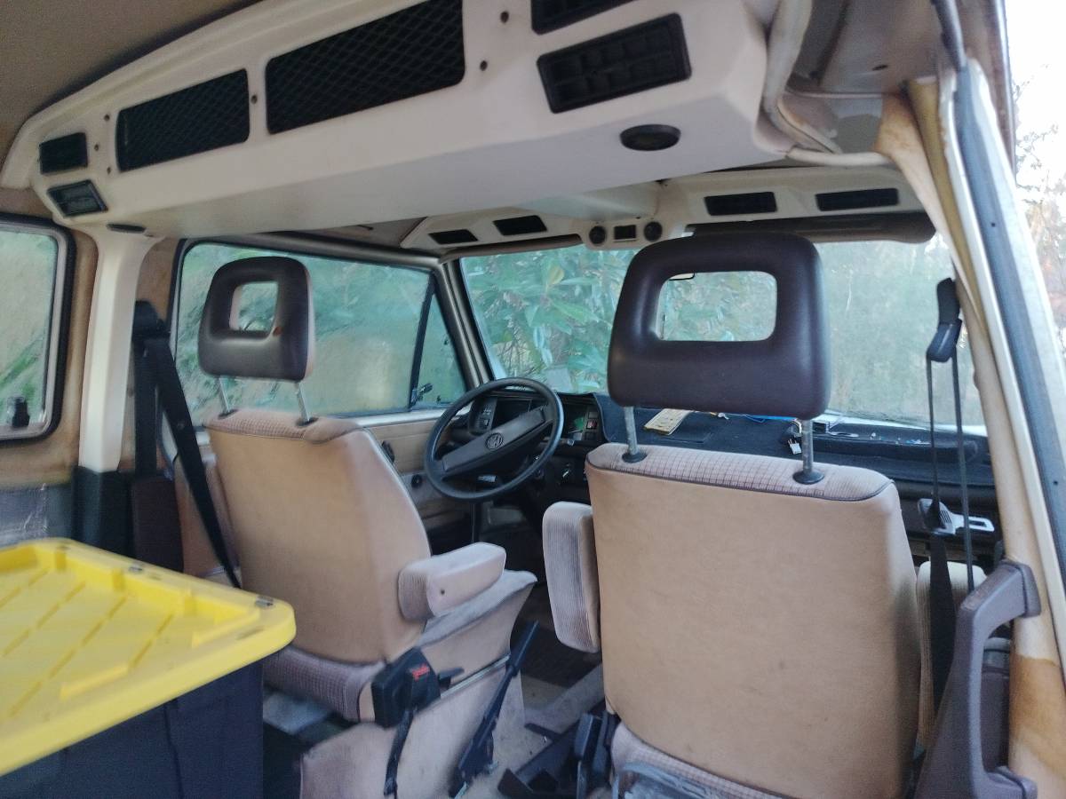 Volkswagen-vanagon-1985-5