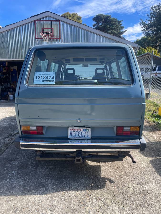 Volkswagen-vanagon-1985-blue-18