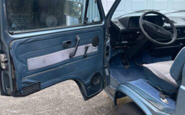 Volkswagen-vanagon-1985-blue-20