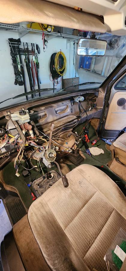 Volkswagen-vanagon-1985-brown-1