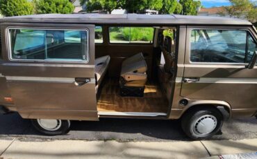 Volkswagen-vanagon-1985-brown-12