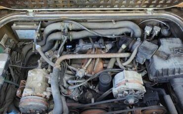 Volkswagen-vanagon-1985-brown-14