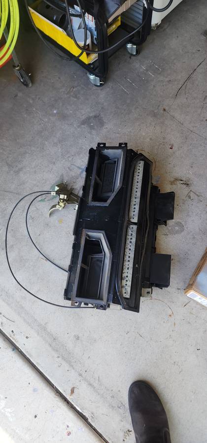 Volkswagen-vanagon-1985-brown-15