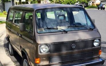 Volkswagen-vanagon-1985-brown-2