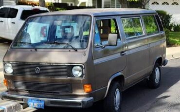 Volkswagen-vanagon-1985-brown-3