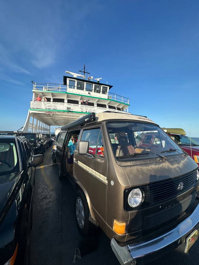 Volkswagen-vanagon-1985-brown-4