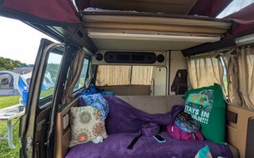 Volkswagen-vanagon-1985-brown