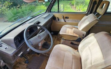 Volkswagen-vanagon-1985-brown-8