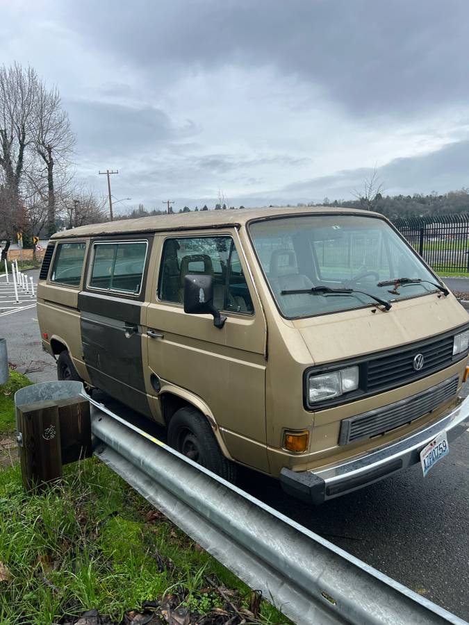 Volkswagen-vanagon-1986-1