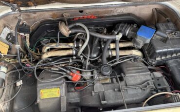 Volkswagen-vanagon-2.0l-1982-white-16