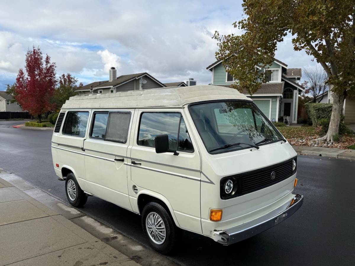 Volkswagen-vanagon-2.0l-1982-white-3
