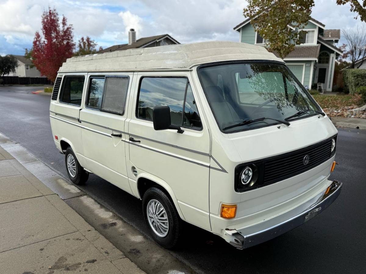 Volkswagen-vanagon-2.0l-1982-white-4