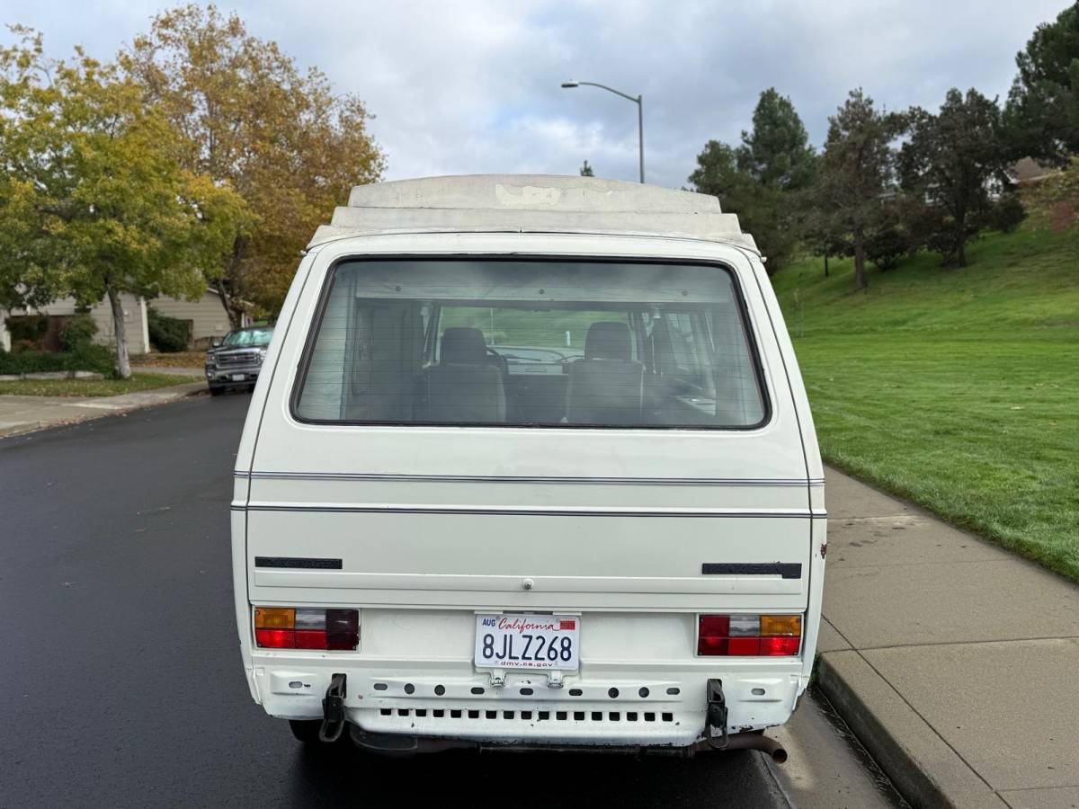 Volkswagen-vanagon-2.0l-1982-white-5