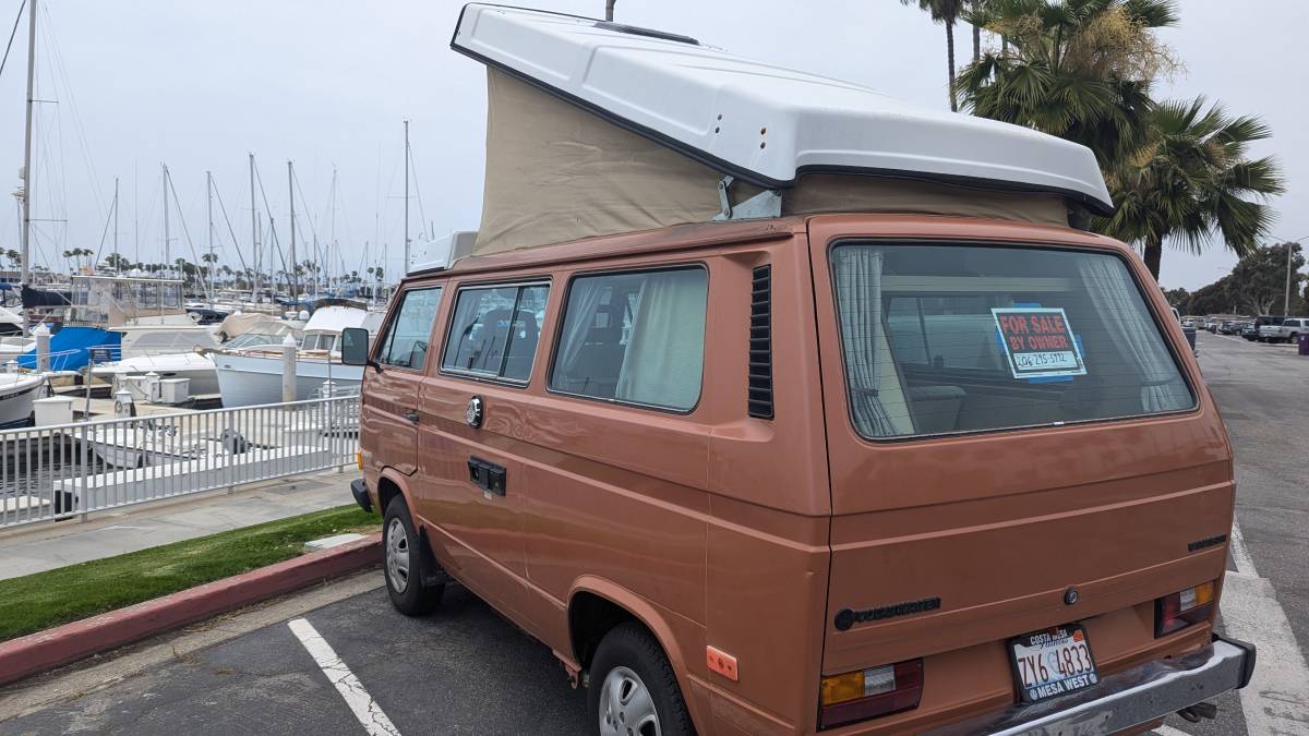 Volkswagen-vanagon-camper-1984-brown-5