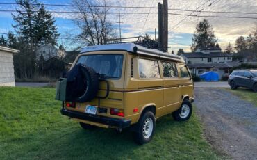 Volkswagen-vanagon-camper-1989-yellow-12
