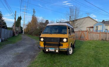 Volkswagen-vanagon-camper-1989-yellow-13