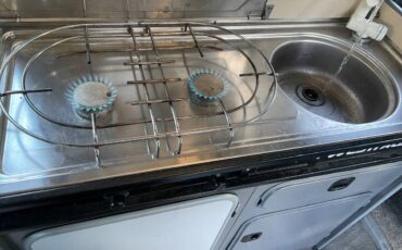 Volkswagen-vanagon-camper-1989-yellow-14