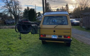 Volkswagen-vanagon-camper-1989-yellow-16