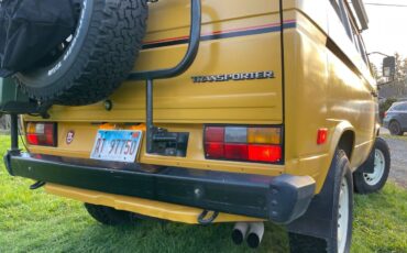 Volkswagen-vanagon-camper-1989-yellow-3
