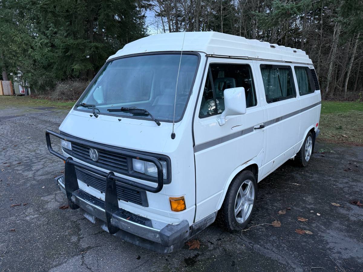 Volkswagen-vanagon-camper-1990-1