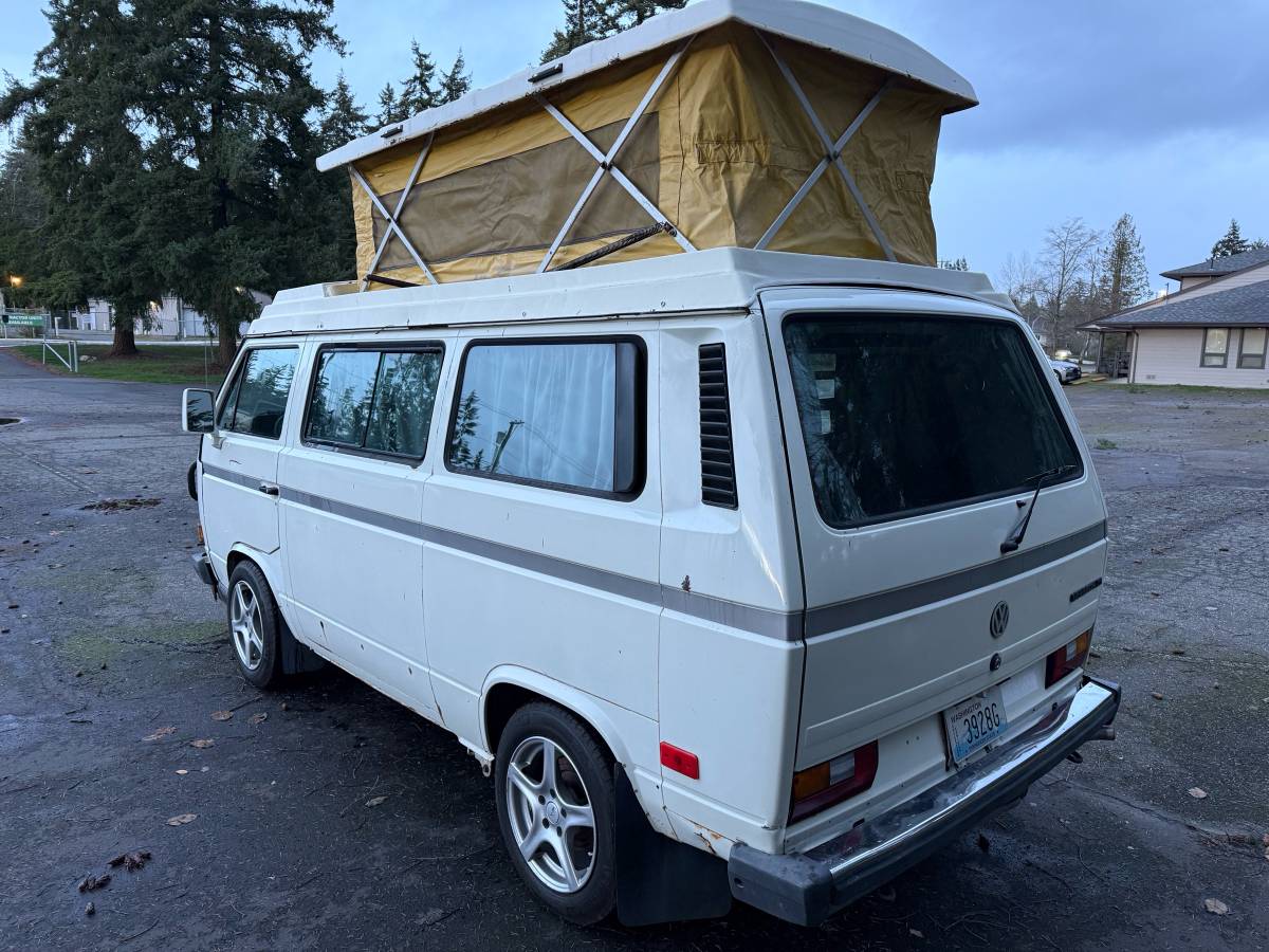 Volkswagen-vanagon-camper-1990-12