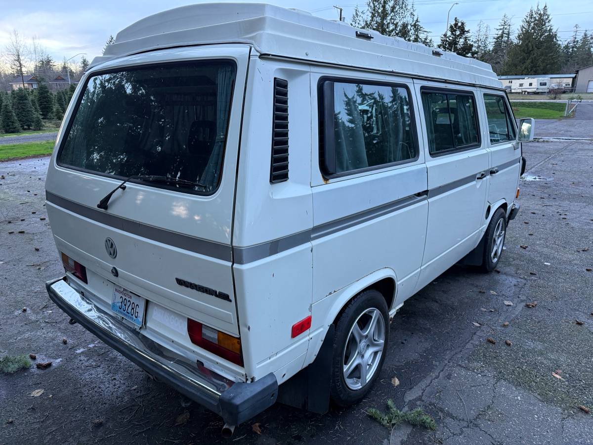 Volkswagen-vanagon-camper-1990-6