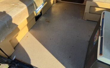 Volkswagen-vanagon-westfalia-1985-10