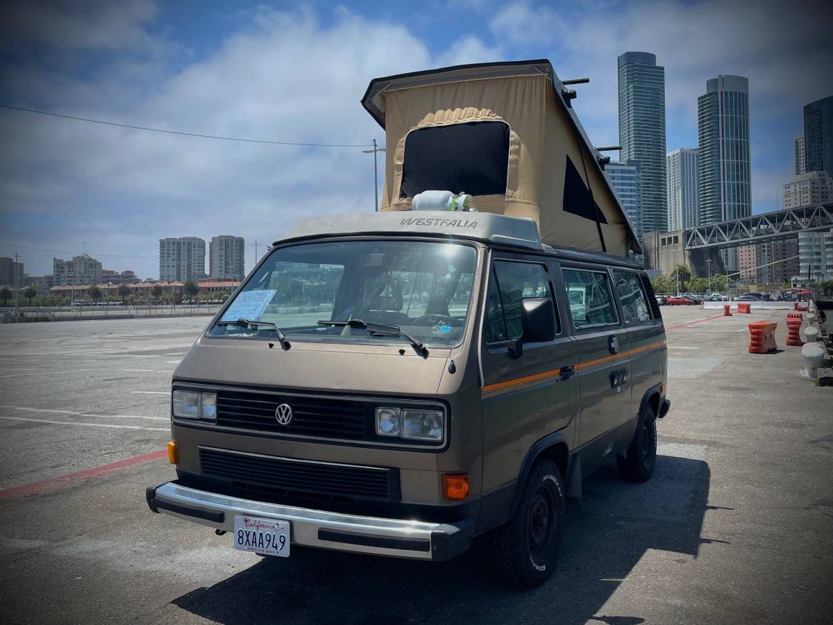 Volkswagen-vanagon-westfalia-1986-brown-1
