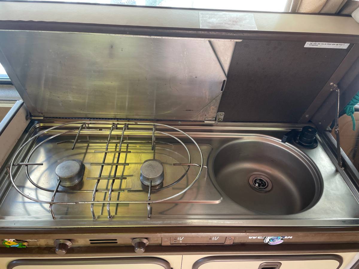 Volkswagen-vanagon-westfalia-1986-brown-24