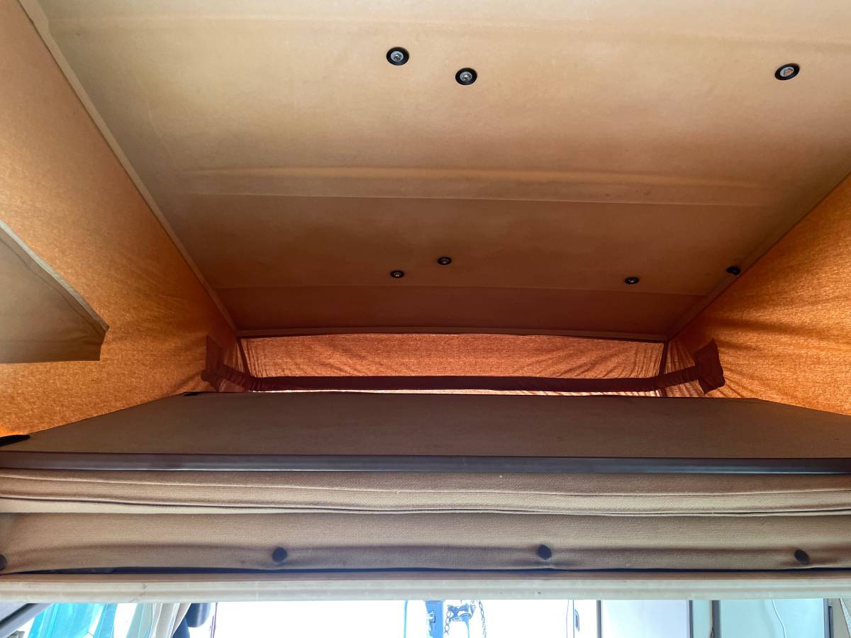 Volkswagen-vanagon-westfalia-1986-brown-29