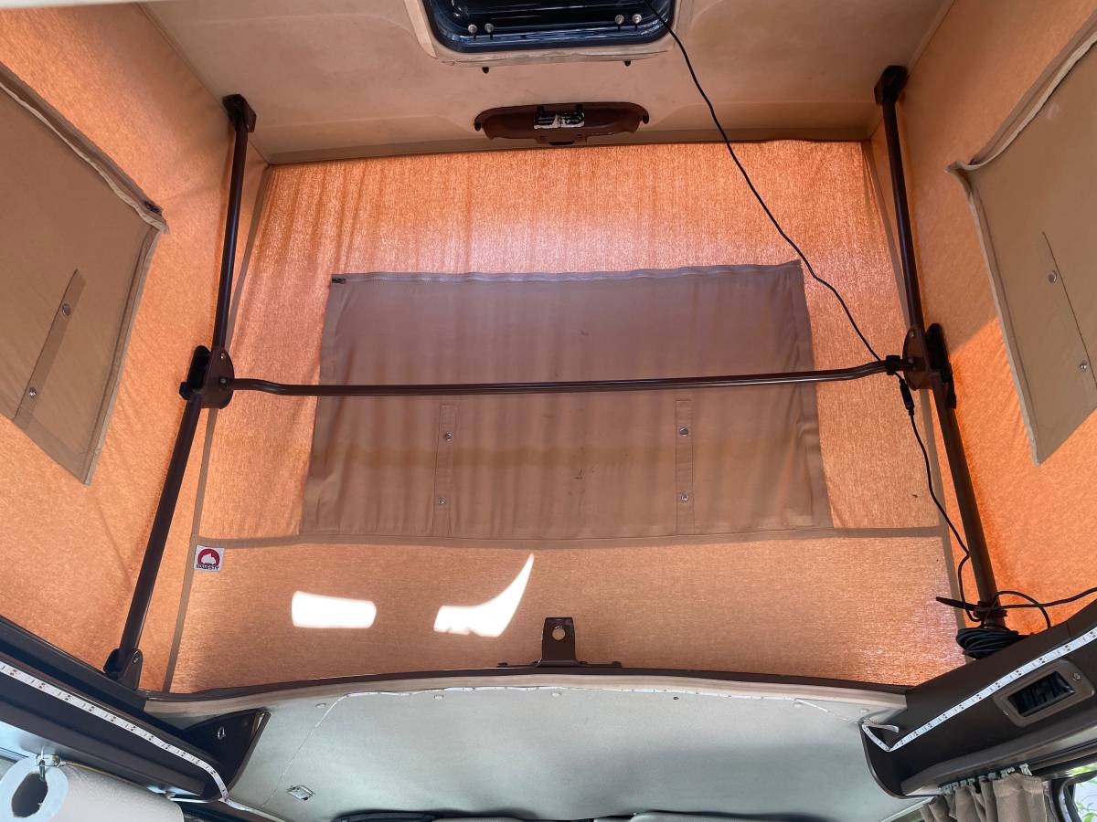 Volkswagen-vanagon-westfalia-1986-brown-30