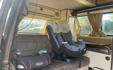 Volkswagen-vanagon-westfalia-1986-brown-35