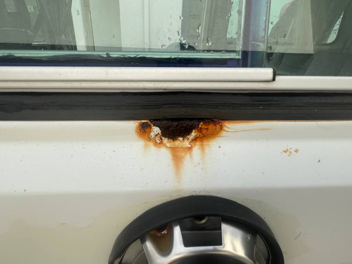 Volkswagen-vanagon-westfalia-1986-white-15