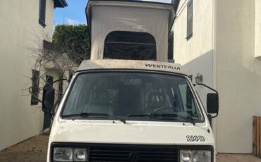 Volkswagen-vanagon-westfalia-1986-white-2