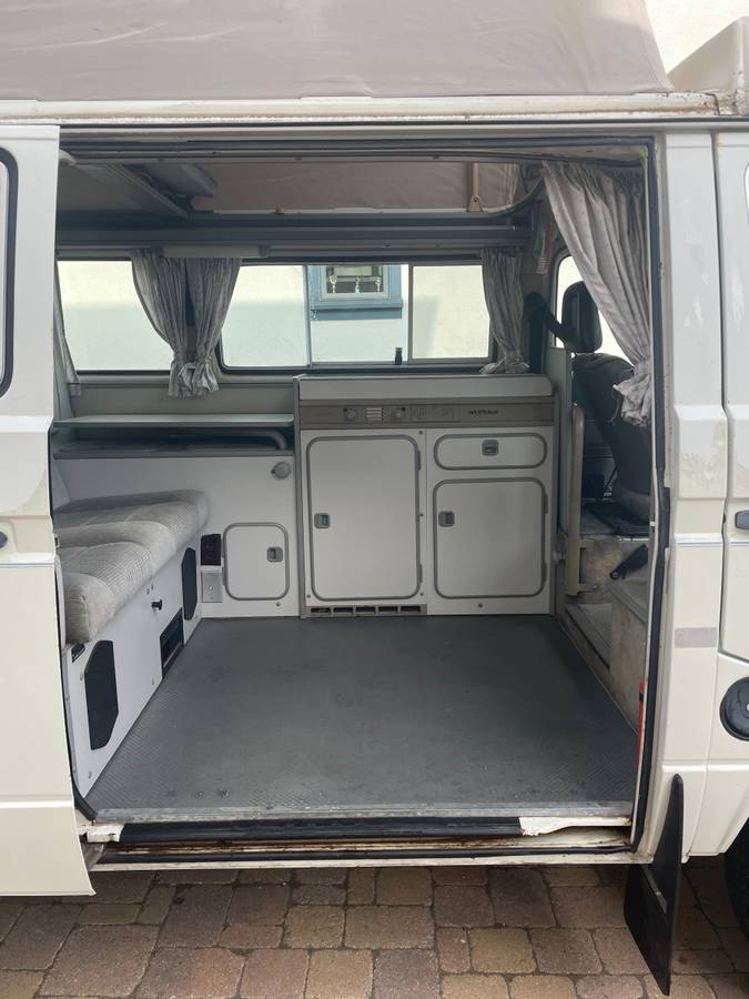 Volkswagen-vanagon-westfalia-1986-white-6