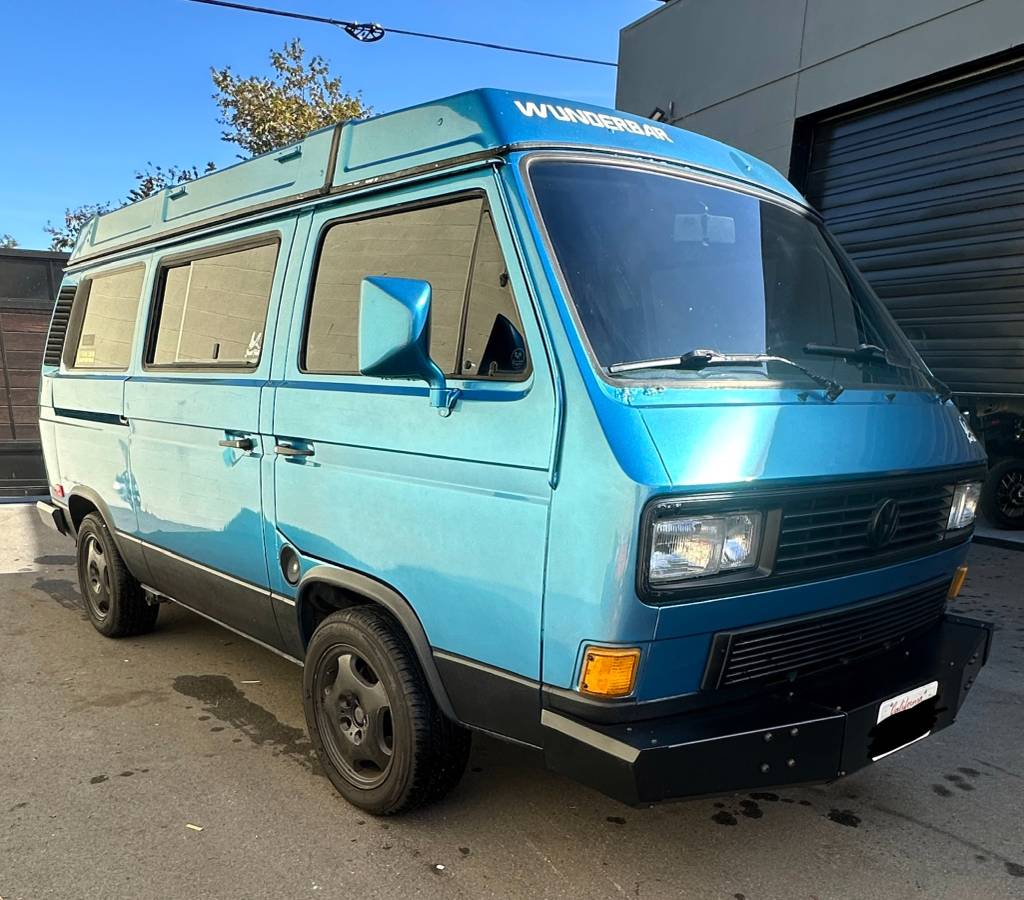 Volkswagen-vanagon-westfalia-1990-blue-11
