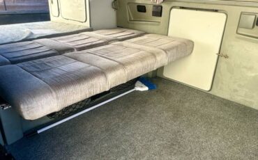 Volkswagen-vanagon-westfalia-1990-blue-6