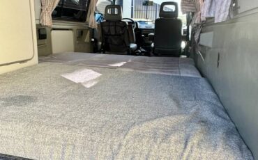 Volkswagen-vanagon-westfalia-1990-blue-8