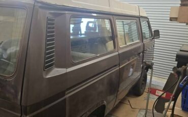 Volkswagen-vw-vanagon-1985-2