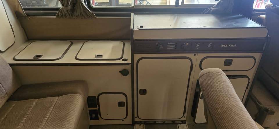 Volkswagen-vw-westfalia-1985-4