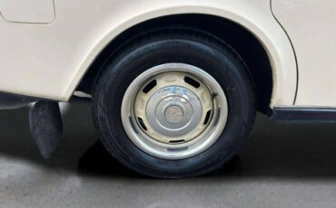 Volvo-240-1982-blue-16