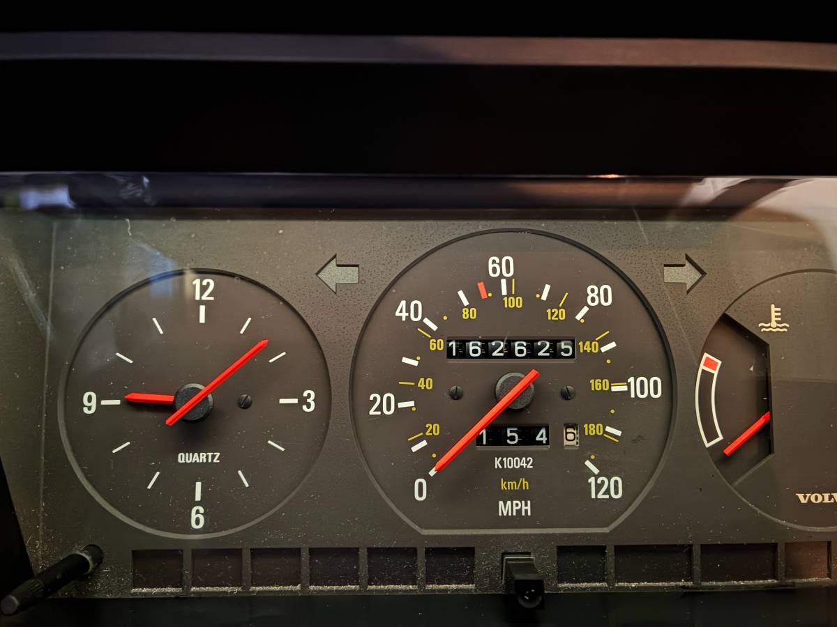 Volvo-240-1990-blue-6