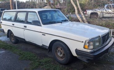 Volvo-240-1990-white-1