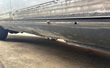 Volvo-240-1991-grey-13