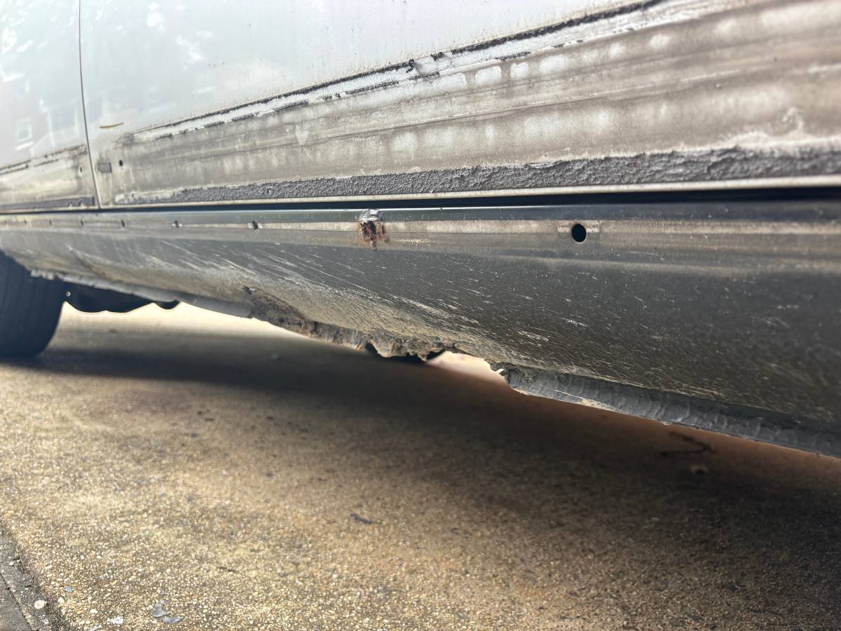 Volvo-240-1991-grey-13